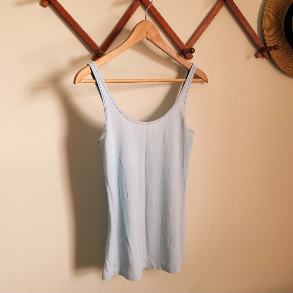 Lululemon blue tank